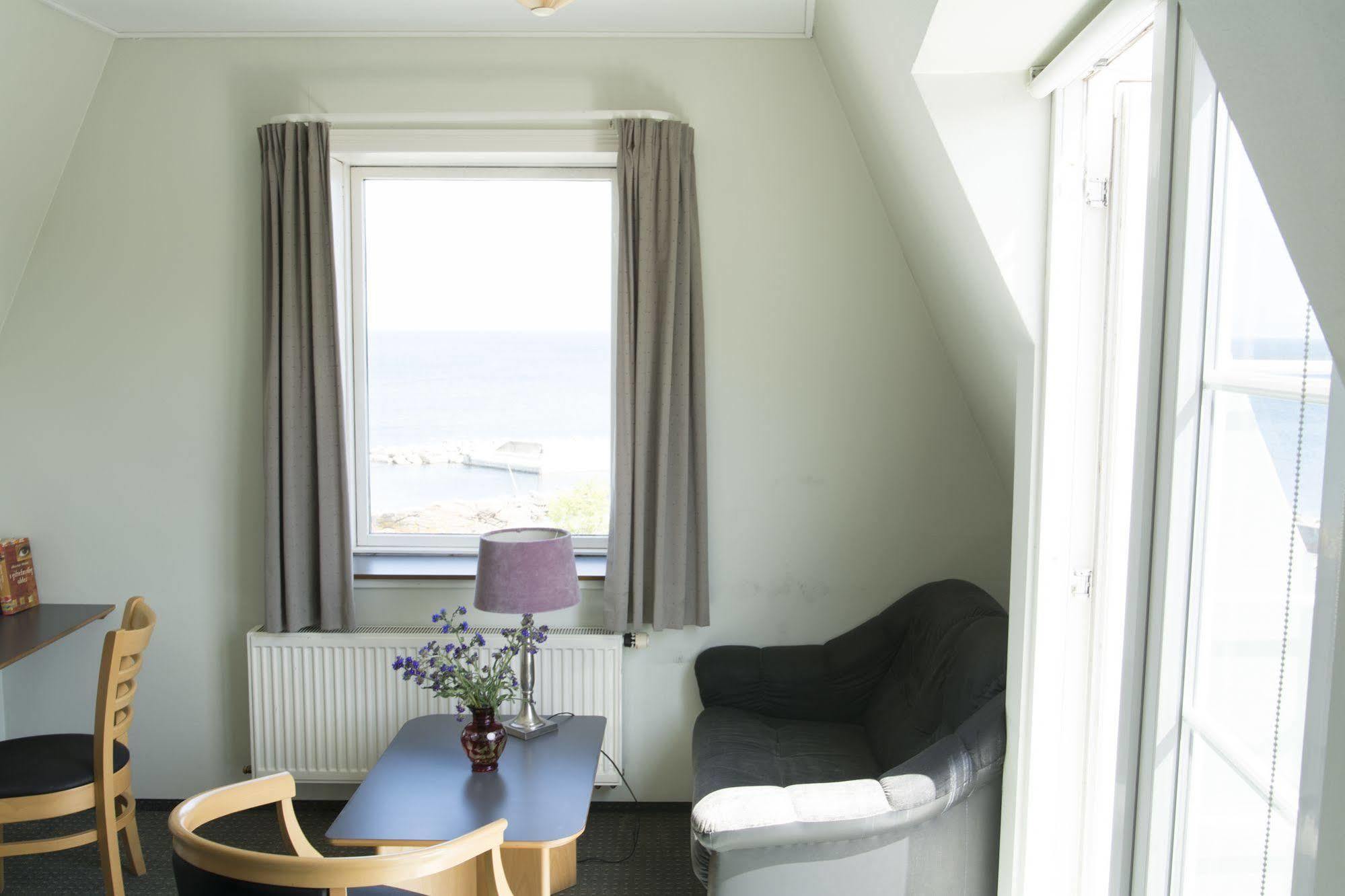 Strandhotellet Allinge-Sandvig Esterno foto